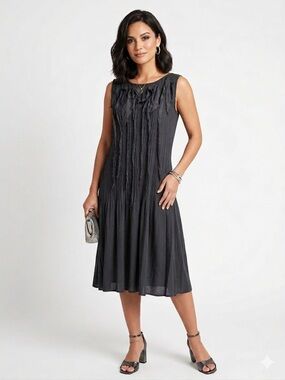 Babette Dress Medium Sleeveless Textured Fringe Detail Flowy Shift Dress M